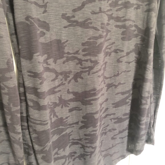NWT*VINTAGE HAVANA CAMOUFLAGE NEW WTAGS*LIGHTWEIGHT*LONG SLEEVE TEE SHIRT*MED - Picture 5 of 8